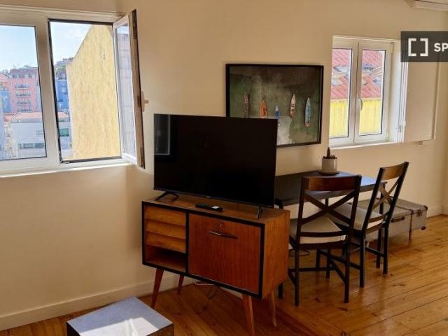 Apartamento alugar em São Vicente, Lisboa