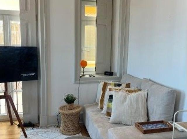 Apartamento alugar em São Vicente de Fora, Lisboa