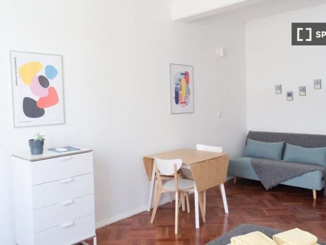 Apartamento alugar em Bairro Andrade, Lisboa