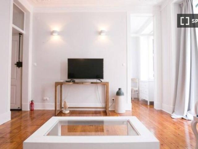 Apartamento alugar em Misericórdia, Lisboa