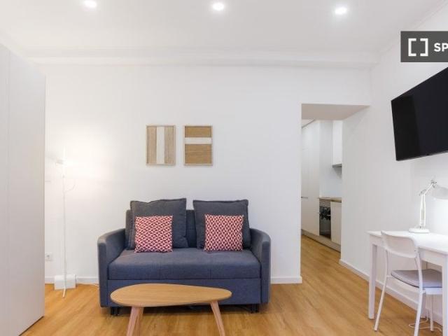 Apartamento alugar em Santa Catarina, Lisboa