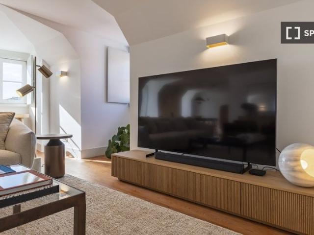 Apartamento alugar em Misericórdia, Lisboa