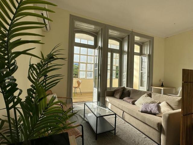 Apartamento alugar em São Mamede, Lisboa