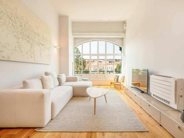 Apartamento alugar em Estrela, Lisboa