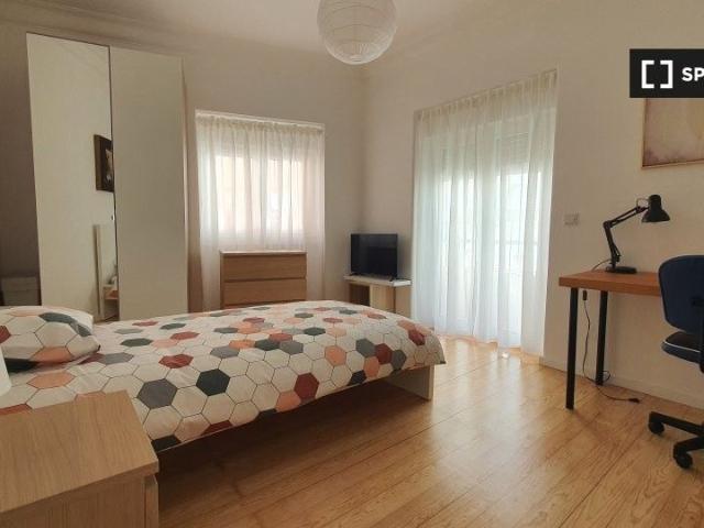 Apartamento alugar em Bairro Clemente Vicente, Oeiras