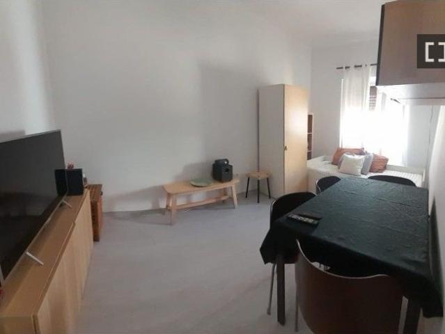 Apartamento alugar em Alto de Santa Catarina, Oeiras