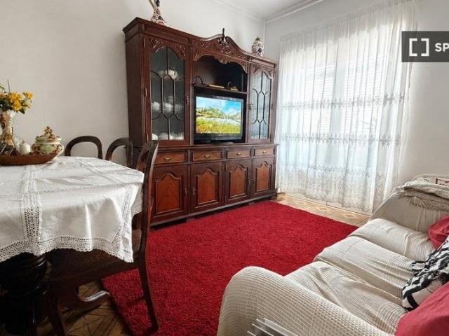 Apartamento alugar em Bairro Clemente Vicente, Oeiras