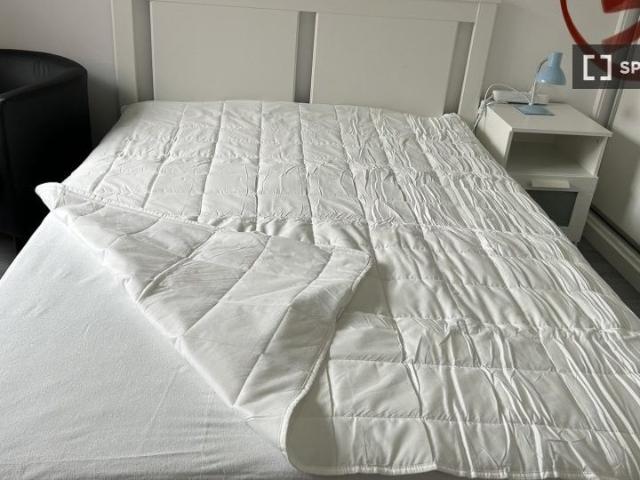 Apartamento alugar em Bairro de Santa Cruz de Benfica, Lisboa