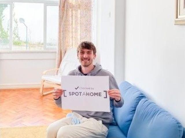 Apartamento alugar em Bairro de São Miguel, Lisboa