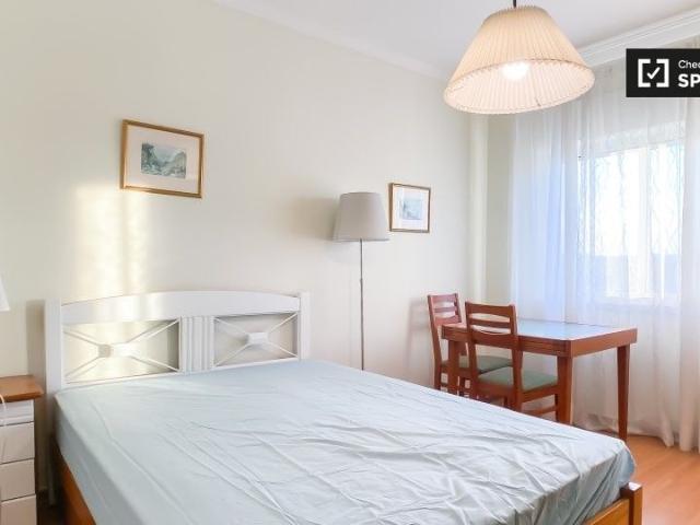 Apartamento alugar em Santa Clara, Lisboa