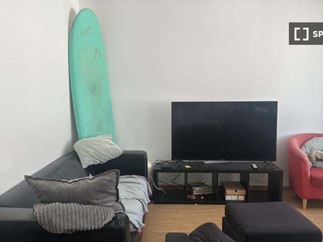 Apartamento alugar em Centro Urbano Comercial de Carcavelos, Cascais