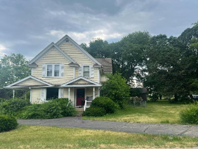 House for sale in Newark, Kendall County