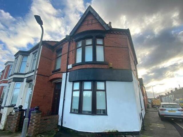 House for sale in Calderstones