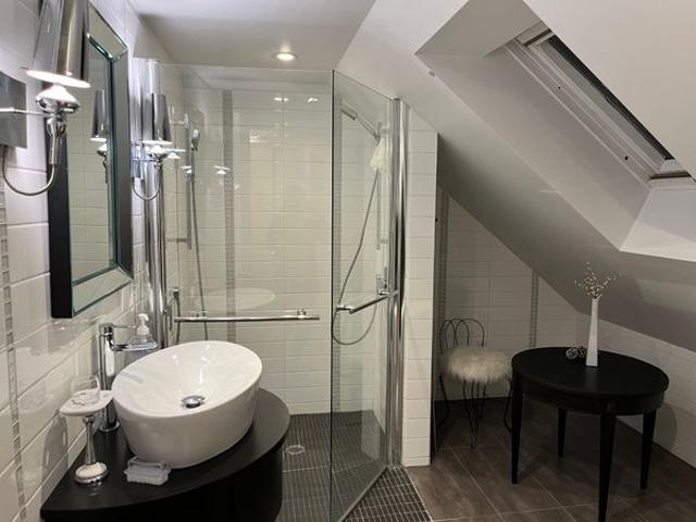 House for rent in Sainte-rose, Quebec