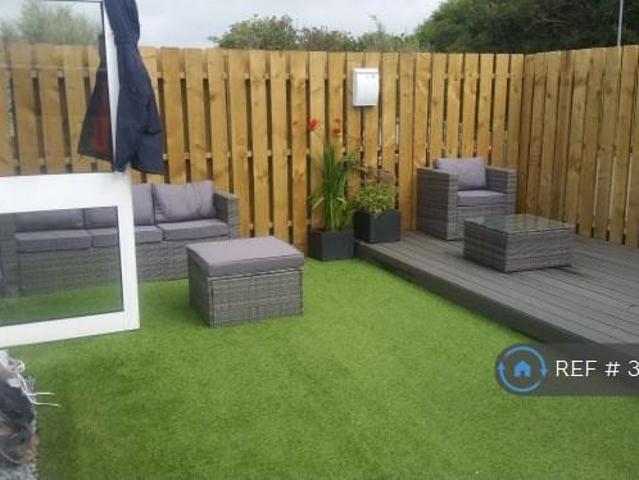 Apartment for rent in Penwartha Coombe, Cornwall