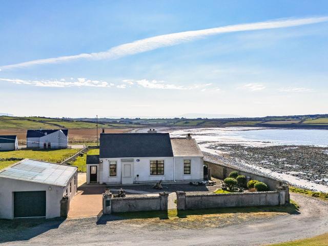 Bungalow for sale in Ballinphull