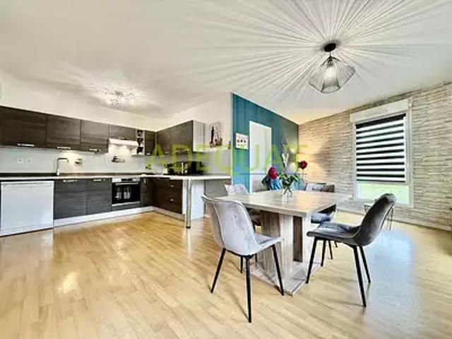 Appartement vente à La Tour-du-Pin, L'isle-d'abeau