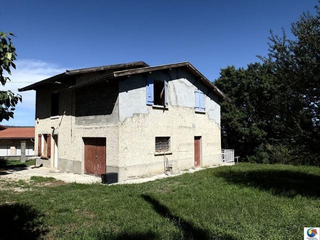 Maison vente à La Tour-du-Pin, L'isle-d'abeau