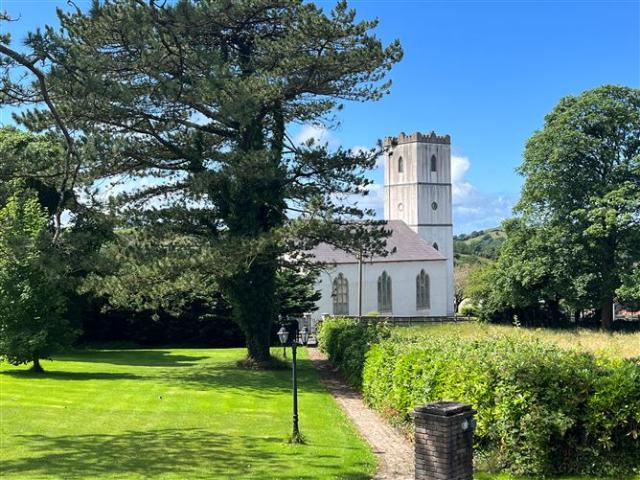 Detached House for sale in Bruckless, Ulster