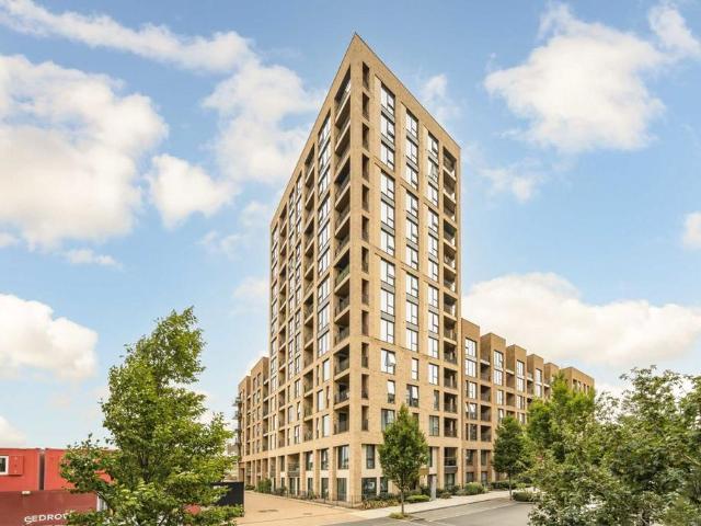 Apartment for rent in Colindale, Greater London