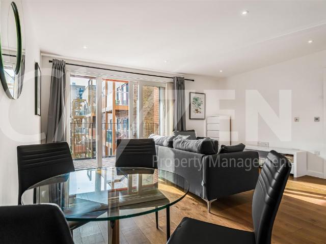 Apartment for rent in Colindale, Greater London