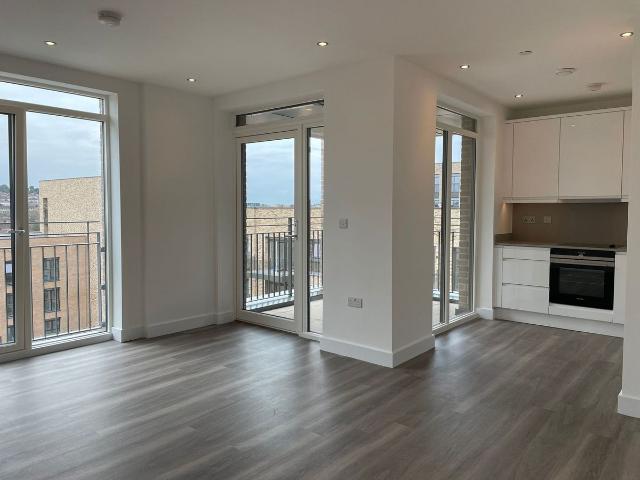 House for rent in Colindale, Greater London