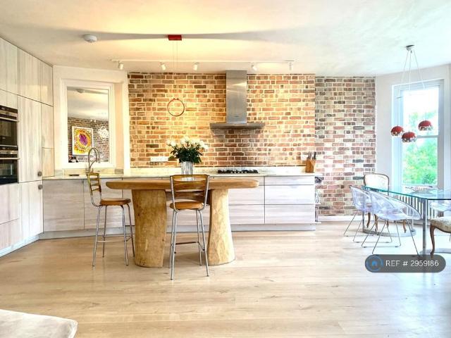 Apartment for rent in Gospel Oak, Greater London