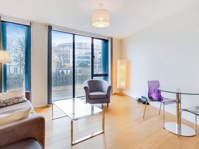 Apartment for rent in Paddington, Greater London