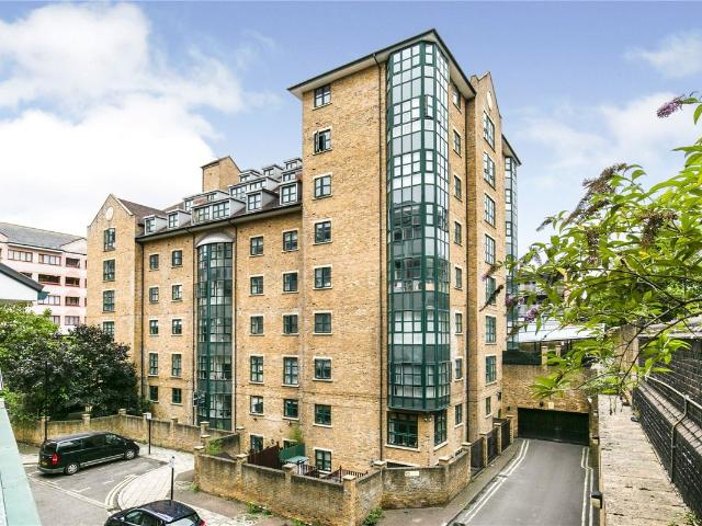 Apartment for rent in St. John's Wood, Greater London