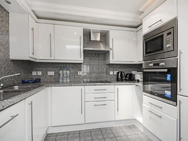 Apartment for rent in St. John's Wood, Greater London
