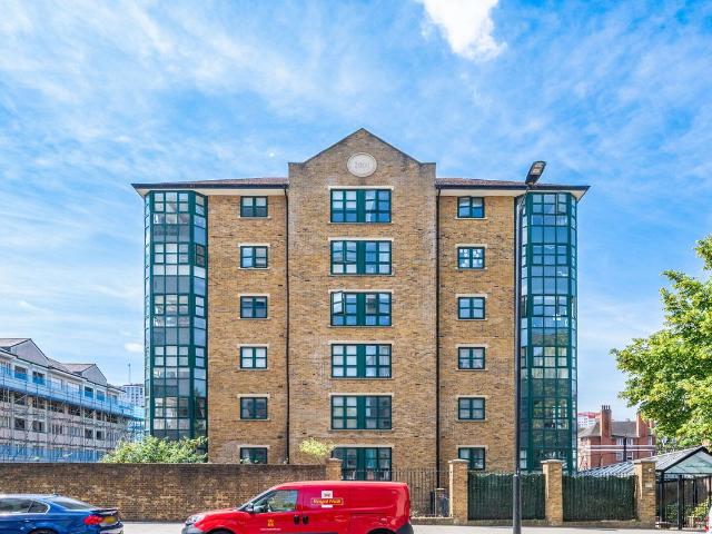 Apartment for rent in St. John's Wood, Greater London