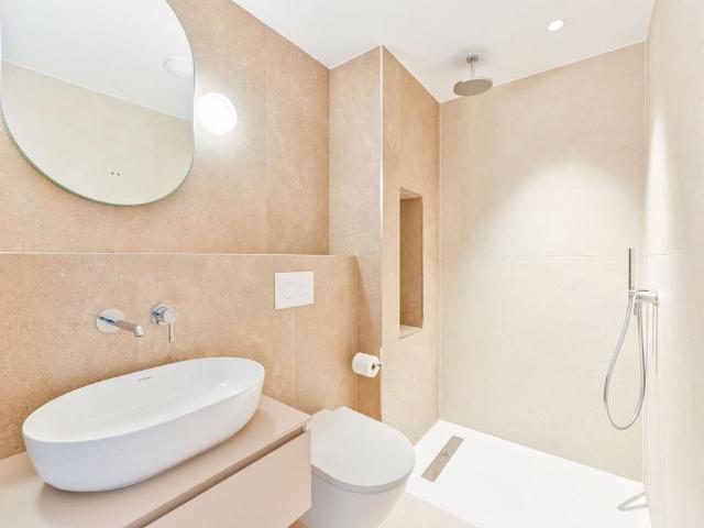 Apartment for rent in Paddington, Greater London