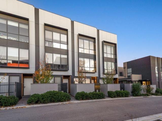 Townhouse for rent in Camerons Creek, Victoria