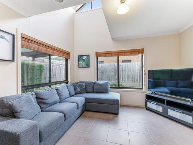 Townhouse for rent in Camerons Creek, Victoria