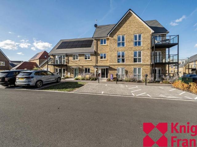 Apartment for rent in North Ascot, Ascot