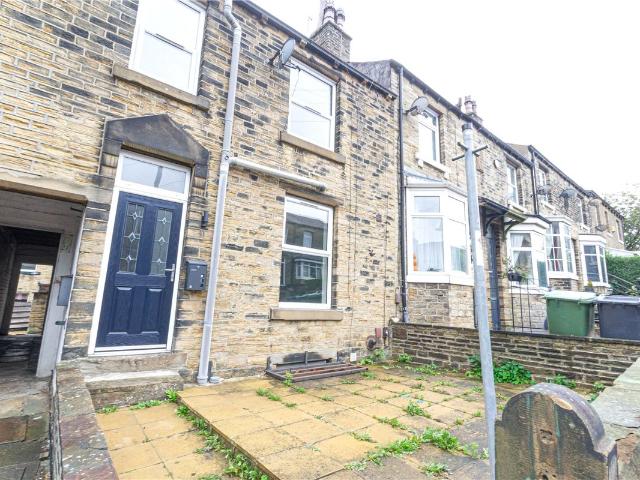 House for rent in Almondbury, Kirklees