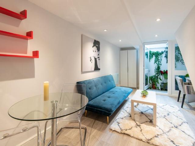 House for rent in South Hampstead, Greater London