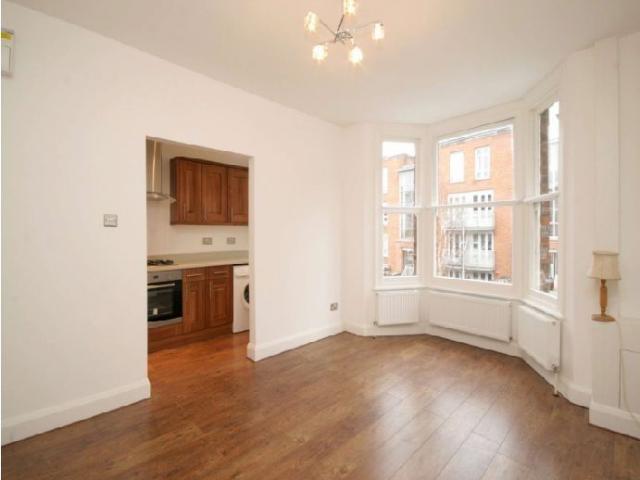 Apartment for rent in South Hampstead, Greater London