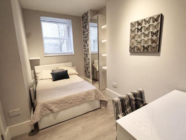 House for rent in South Hampstead, Greater London