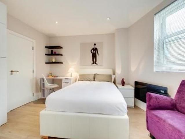 Studio for rent in South Hampstead, Greater London