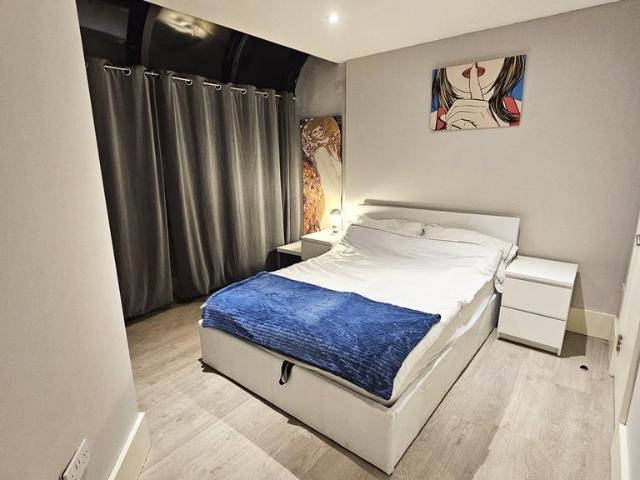 Apartment for rent in South Hampstead, Greater London