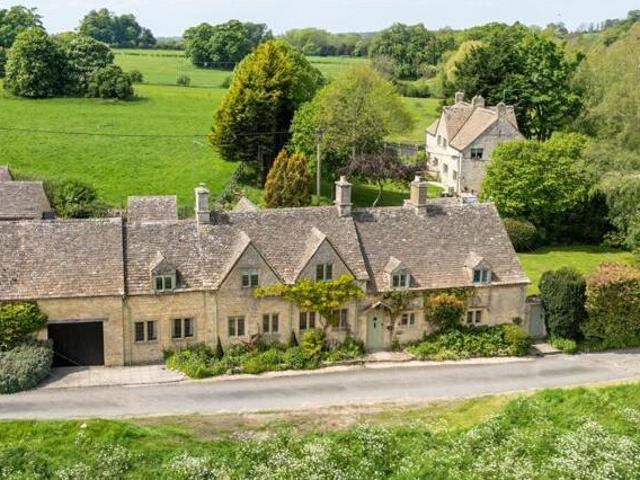 House for sale in Burford, West Oxfordshire