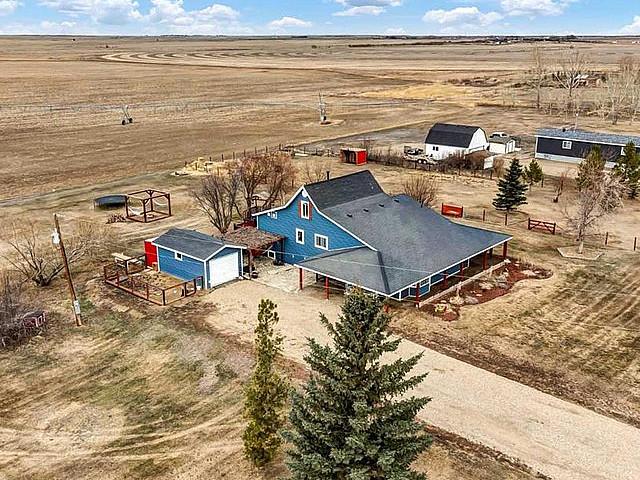 House for sale in Alberta
