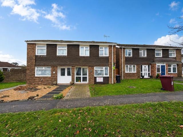 Room for rent in Chichester, Littlecote
