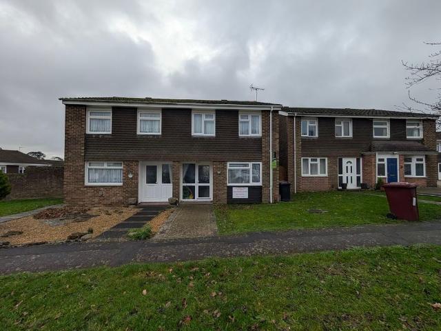 Room for rent in Chichester, Littlecote