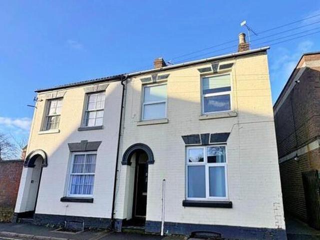 House for sale in New Bilton