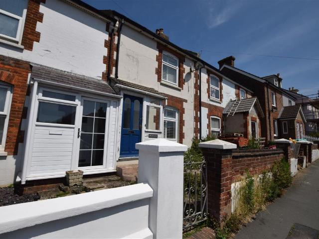 House for rent in Little Common, Heathlands