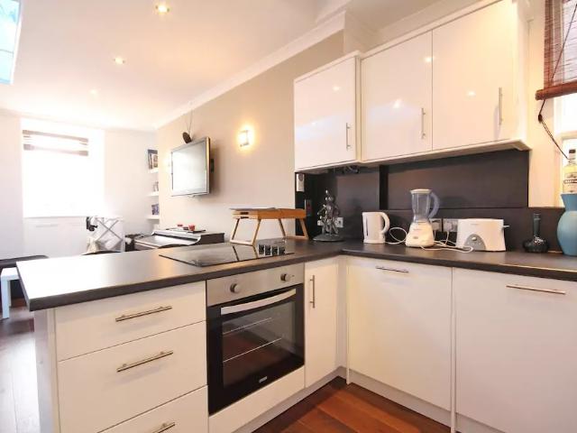 Apartment for rent in Greenwich Town Centre, Isle Of Man