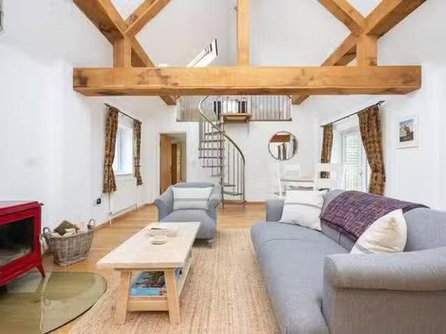 Apartment for rent in Chailey, Iford