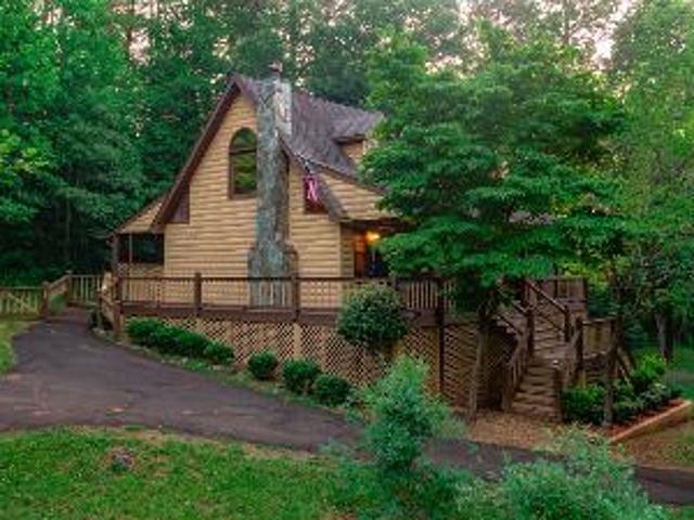 House for sale in Mineral Bluff
